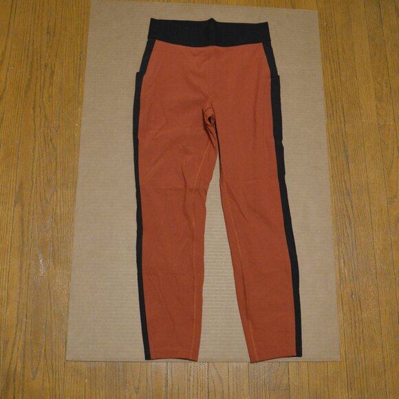 Lululemon Box It Out Tight Bonfire / Black 25" Size 8 - Picture 4 of 6